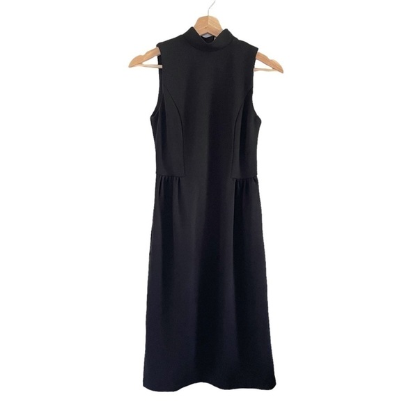 NWT Banana Republic Sleeveless Mock Neck Button Back Ponte Knit Dress Black 0 - Picture 1 of 11